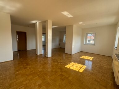 Wohnung zur Miete 310 € 2 Zimmer 59,7 m² 1. Geschoss frei ab sofort Waldenburger Straße 17 Wüstenbrand Hohenstein-Ernstthal 09337