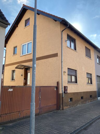 Haus zum Kauf 295.000 € 9 Zimmer 206,7 m² 485 m² Grundstück Kirrlach Waghäusel 68753