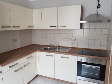 Apartment zur Miete 330 € 3 Zimmer 62 m² 2. Geschoss Ulbrichtstraße 11 Bernsdorf 425 Chemnitz 09126