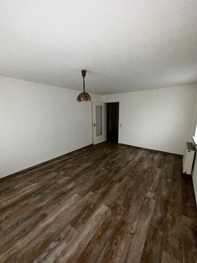 Studio zur Miete 430 € 2 Zimmer 71,4 m² 4. Geschoss frei ab sofort Schülerstraße 15 Südbahnhof / Reichsstraße Gera 07546