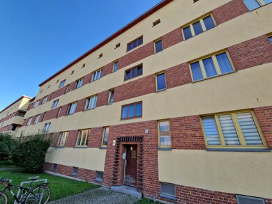 Wohnung zur Miete 319 € 2 Zimmer 46,3 m² 3. Geschoss frei ab sofort Mehringstraße 22 Cracau Magdeburg 39114