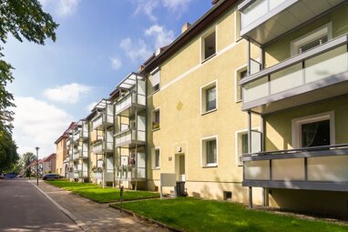 Wohnung zur Miete 590 € 4 Zimmer 89,4 m² 1. Geschoss Windthorststr. 14 Oschersleben Oschersleben 39387