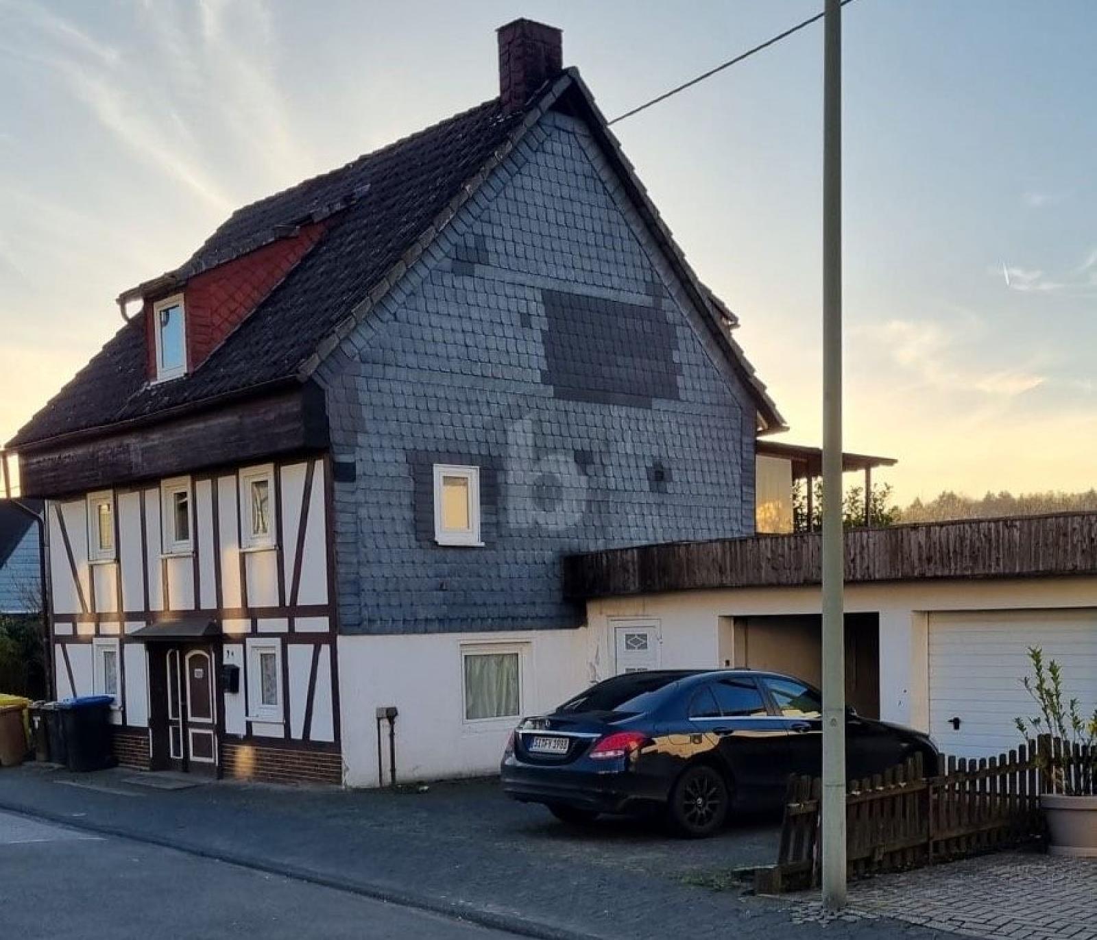 Einfamilienhaus zum Kauf 199.000 € 6 Zimmer 140 m²<br/>Wohnfläche 332 m²<br/>Grundstück Kredenbach Kreuztal 57223
