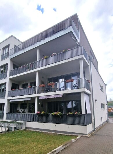 Wohnung zum Kauf 298.500 € 3 Zimmer 93,9 m² 1. Geschoss frei ab sofort Trothaerstr.69 Ortslage Trotha Halle (Saale) 06114