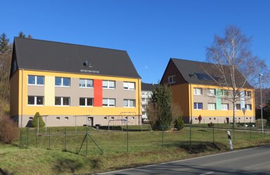 Mehrfamilienhaus zum Kauf provisionsfrei als Kapitalanlage geeignet 483.000 € 571 m² 2.937 m² Grundstück Am Heinzrain 10 - 11 Lengenfeld unterm Stein Südeichsfeld 99976