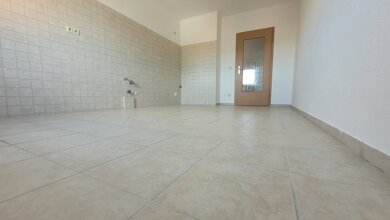 Wohnung zur Miete 530 € 4 Zimmer 106 m² 2. Geschoss frei ab sofort Muskauer Str. Weißwasser/O.L. 02943