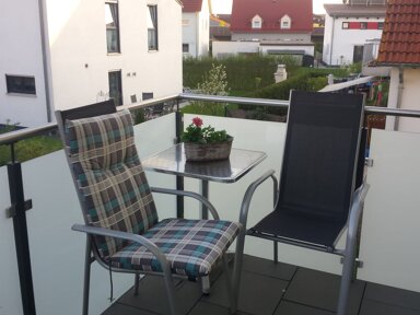 Wohnung zur Miete 700 € 4,5 Zimmer 118 m² frei ab sofort Brahmstrasse Regenstauf 93128