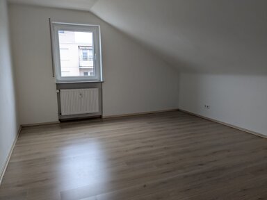 Studio zur Miete 300 € 1,5 Zimmer 37,5 m² Südliches Stadtgebiet - Kirchberg - Nord Pirmasens 66955