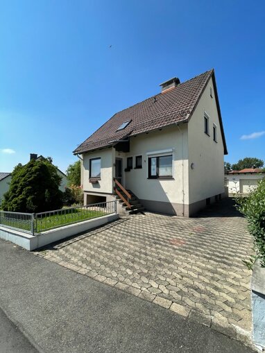Einfamilienhaus zum Kauf 179.900 € 7 Zimmer 145 m² 824 m² Grundstück Elvershausen Katlenburg-Lindau / Elvershausen 37191