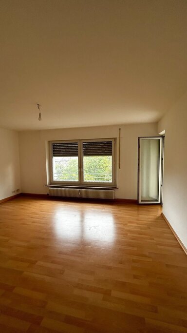 Wohnung zur Miete 1.065 € 3 Zimmer 74 m² 3. Geschoss frei ab sofort Liegnitzer Straße 8 Sebaldus Erlangen 91058