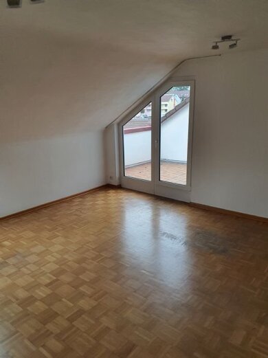 Wohnung zur Miete 990 € 3 Zimmer 83 m² Geschoss 3/3 Gerbrunn 97218