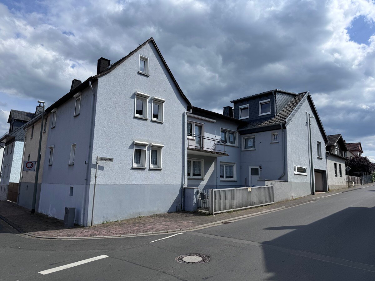 Einfamilienhaus zum Kauf 189.000 € 9 Zimmer 168 m²<br/>Wohnfläche 206 m²<br/>Grundstück Nauheim Hünfelden / Nauheim 65597