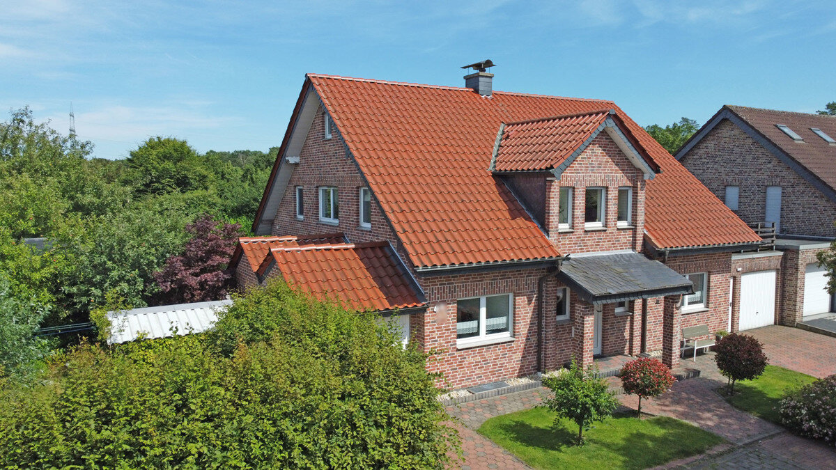 Einfamilienhaus zum Kauf 579.000 € 4 Zimmer 216 m²<br/>Wohnfläche 577 m²<br/>Grundstück Friedrichsfeld Voerde 46562