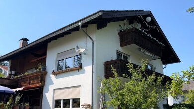 Haus zum Kauf 699.000 € 11 Zimmer 290 m² 894 m² Grundstück Hauptstraße 25 Bad Endorf 83093