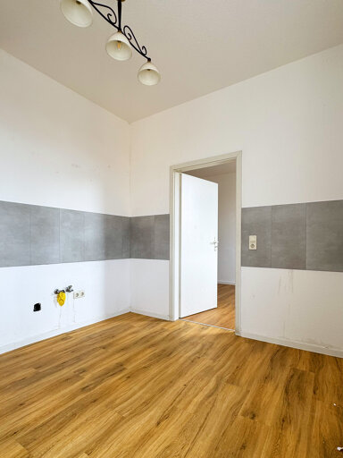 Wohnung zur Miete 230 € 2 Zimmer 45 m² 2. Geschoss Köthen Köthen (Anhalt) 06366