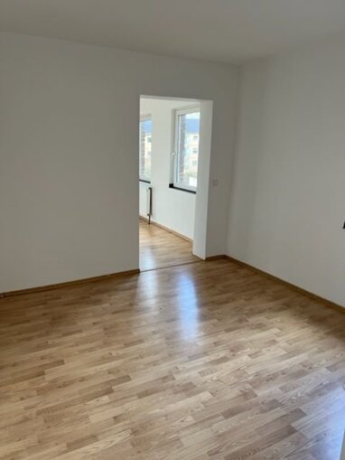 Wohnung zur Miete 650 € 2 Zimmer 59 m² 1. Geschoss frei ab sofort Venloer Str. 61 Furth - Mitte Neuss 41462