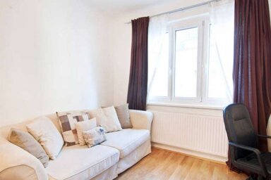 Wohnung zur Miete 830 € 2 Zimmer 65 m² Walddörferstr. 34 a Wandsbek Hamburg 22041