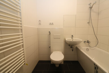 Wohnung zur Miete 669 € 4 Zimmer 88,6 m² 10. Geschoss Chemnitzer Straße 113 Wasserberg - Nord Freiberg 09599