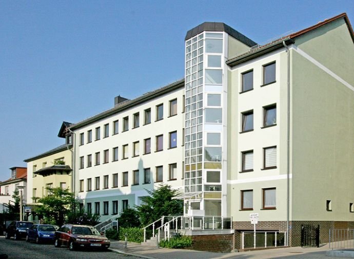 Wohnung zur Miete 360 € 2 Zimmer 55 m²<br/>Wohnfläche 01.08.2024<br/>Verfügbarkeit Mozartsraße 6 Hohepfortestraße Magdeburg 39106