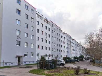 Wohnung zur Miete 214 € 1 Zimmer 33,3 m² 5. Geschoss Aralienstraße 11 Nördliche Neustadt Halle (Saale) 06122