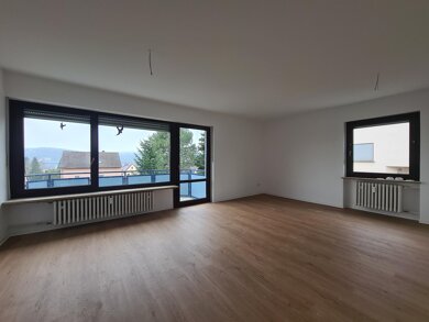 Wohnung zur Miete 1.150 € 4 Zimmer 137 m² 1. Geschoss frei ab sofort Veitshöchheim Veitshöchheim 97209