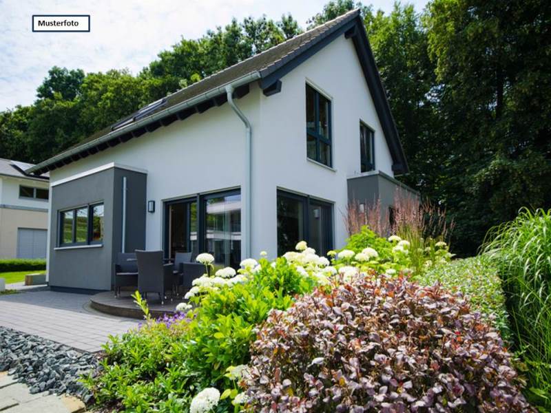 Haus zum Kauf Provisionsfrei Zwangsversteigerung 20.000 € 195 m²<br/>Wohnfläche 1.090 m²<br/>Grundstück Groß Rodensleben Wanzleben-Börde 39164
