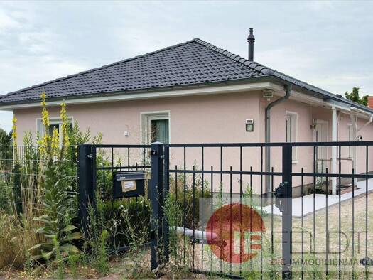 Bungalow zum Kauf 498.000 € 3 Zimmer 100 m² 525 m² Grundstück Zeestow Brieselang / Zeestow 14656