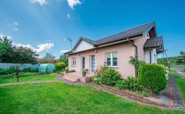 Einfamilienhaus zum Kauf 165.900 € 4 Zimmer 130 m² 1.110 m² Grundstück frei ab sofort Koszalin