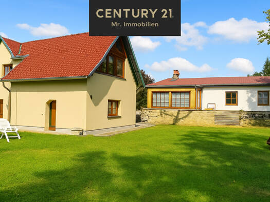 Einfamilienhaus zum Kauf 549.000 € 6 Zimmer 245 m² 2.064 m² Grundstück Luckenwalde 14943