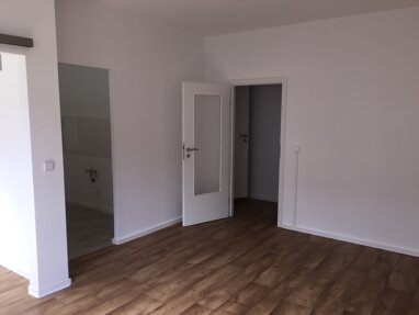Wohnung zur Miete 165 € 1 Zimmer 32,6 m² 4. Geschoss Sieben-Brüder-Straße 2 Schmölln Schmölln 04626