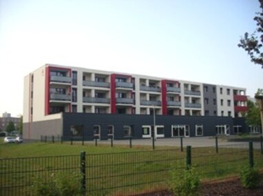 Wohnung zur Miete 570,60 € 1 Zimmer 95 m² Erdgeschoss Bruno-Taut-Ring 4c Marktbreite Magdeburg 39130