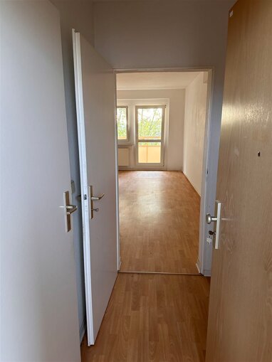 Wohnung zur Miete 149 € 1 Zimmer 32 m² 1. Geschoss Dortmunder Straße 7 Neuplanitz 552 Zwickau 08062