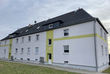 Wohnung zur Miete 431 € 2 Zimmer 60 m² 1. Geschoss Herlasgrüner Straße 40 Treuen Treuen 08233