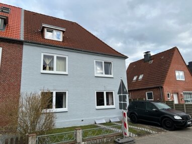 Mehrfamilienhaus zum Kauf 369.500 € 8 Zimmer 175 m² 302 m² Grundstück Brüggemannstraße 51 Zentrum Husum 25813