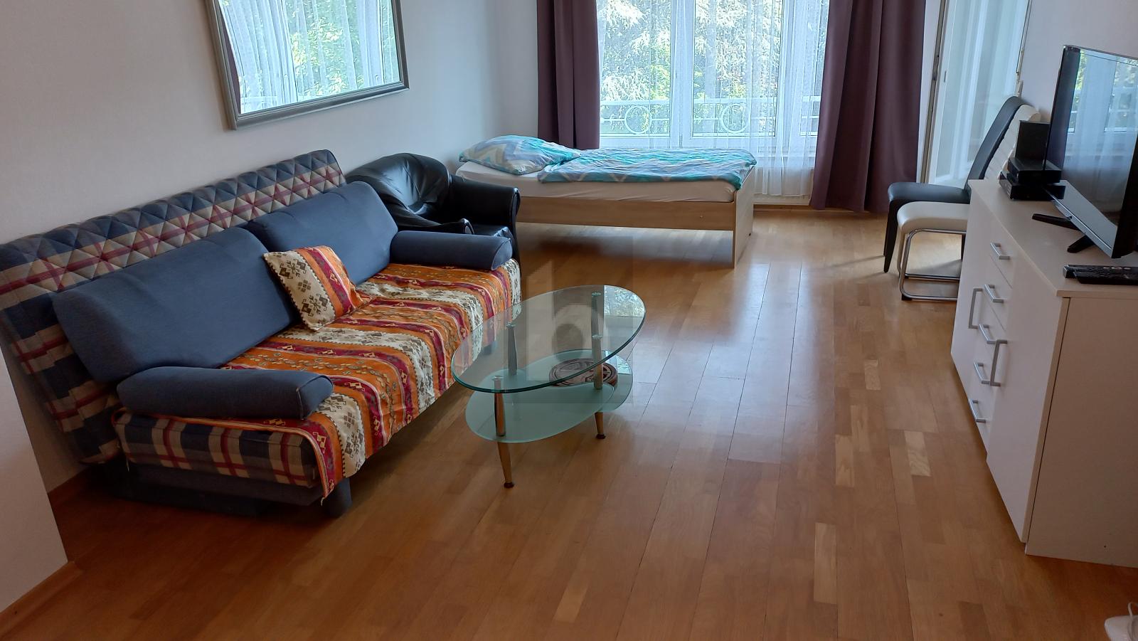 Wohnung zur Miete 1.800 € 3 Zimmer 90 m²<br/>Wohnfläche 1. Stock<br/>Geschoss Sachsenhausen - Süd Frankfurt am Main 60599