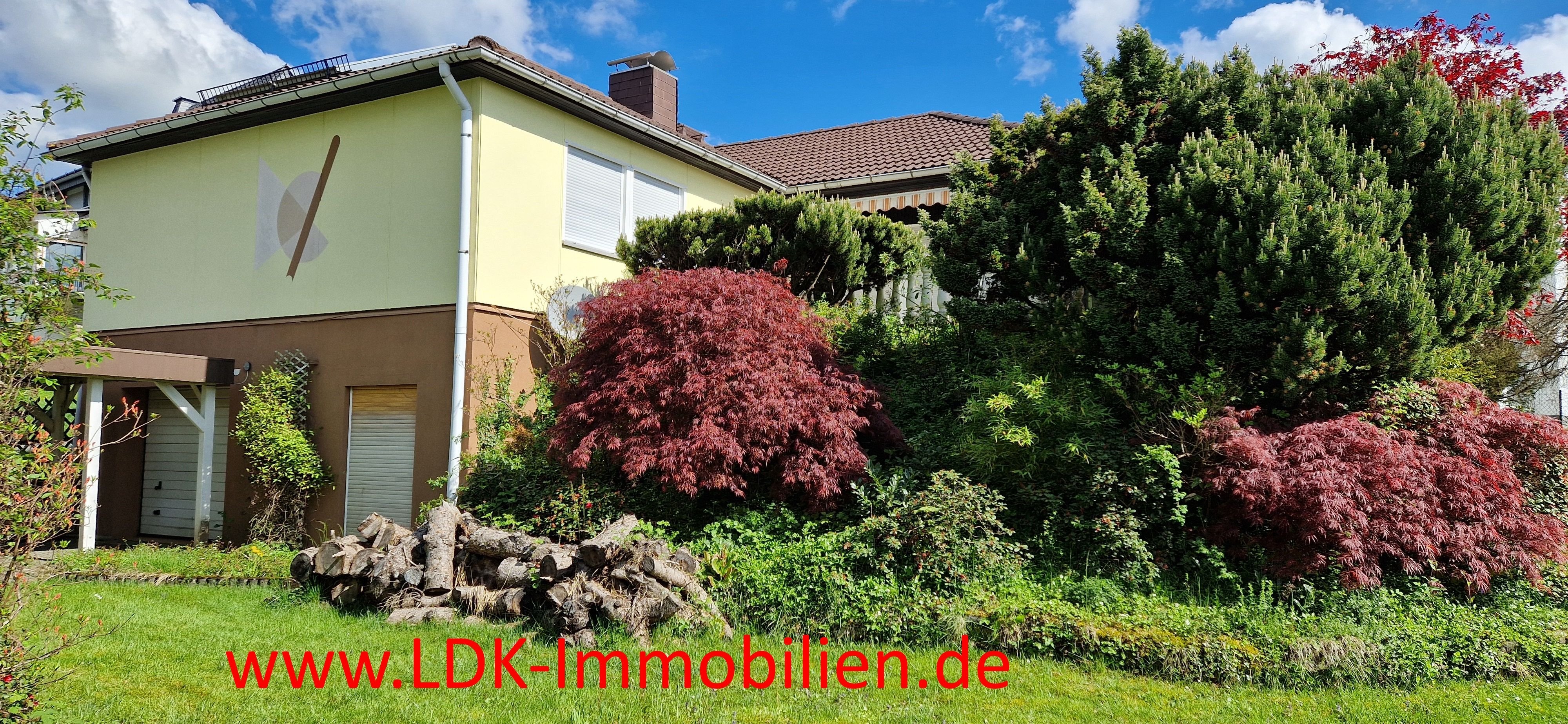 Haus zum Kauf 249.000 € 6 Zimmer 120 m²<br/>Wohnfläche 906 m²<br/>Grundstück Ab sofort<br/>Verfügbarkeit Ewersbach Dietzhölztal 35716