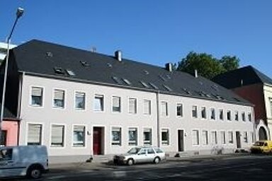 Wohnung zur Miete 410 € 2 Zimmer 43 m² frei ab 16.05.2025 Zurmaienerstraße 110 Maximin 1 Trier 54292