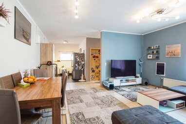Haus zum Kauf 185.000 € 8 Zimmer 175,6 m² 1.335,3 m² Grundstück Meldorf 25704