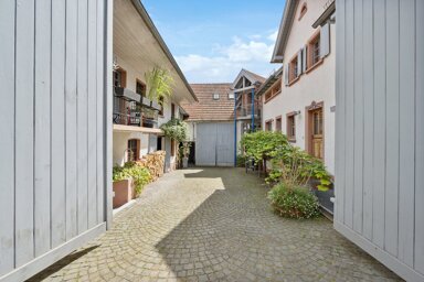 Haus zum Kauf 1.295.000 € 10 Zimmer 435 m² 1.400 m² Grundstück Göcklingen 76831