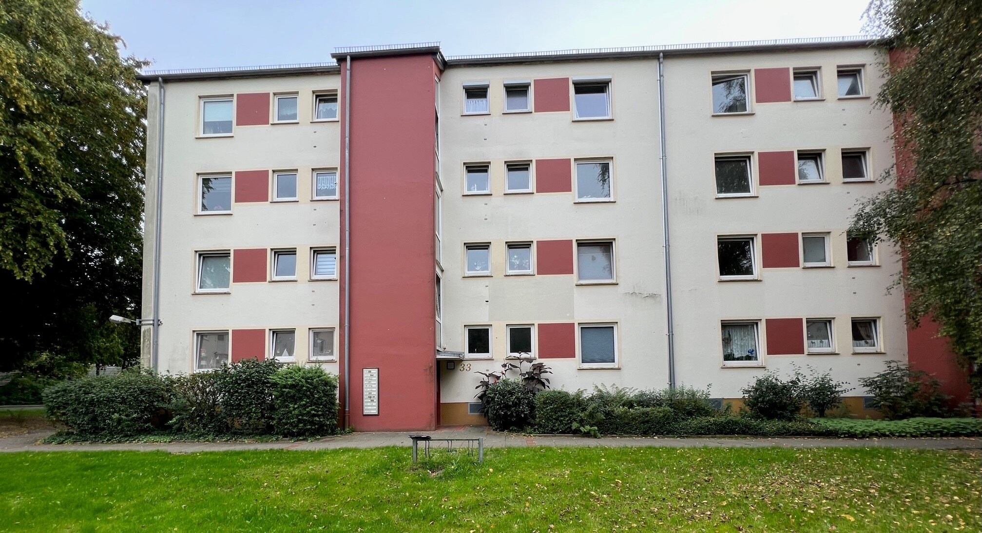 Wohnung zum Kauf 95.000 € 2 Zimmer 50 m²<br/>Wohnfläche EG<br/>Geschoss Burgdamm Bremen 28719