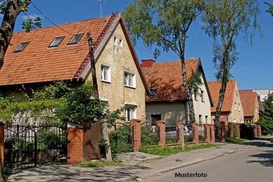 Mehrfamilienhaus zum Kauf 19.000 € 1 Zimmer 350 m² 220 m² Grundstück Marktredwitz Marktredwitz 95615