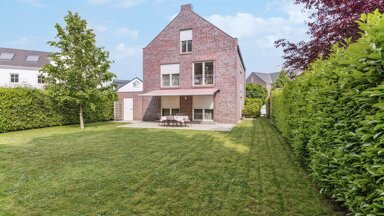 Einfamilienhaus zum Kauf 1.500.000 € 8 Zimmer 238,5 m² 586 m² Grundstück frei ab sofort Wittlaer Düsseldorf / Wittlaer 40489