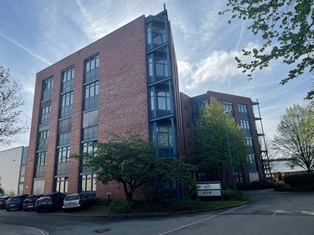 Bürofläche zur Miete Provisionsfrei 6,95 € 566 m²<br/>Bürofläche Ab 566 m²<br/>Teilbarkeit Speldorf - Nordost Mülheim an der Ruhr 45478