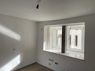 Wohnung zur Miete 700 € 3 Zimmer 85 m² 1. Geschoss frei ab sofort Lambrecht 67466