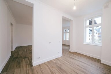 Wohnung zur Miete 700 € 3 Zimmer 141 m² James-von-Moltke-Straße 13 Innenstadt Görlitz 02826