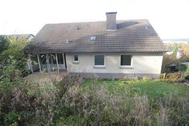 Einfamilienhaus zum Kauf 300.000 € 7 Zimmer 156 m² 692 m² Grundstück Lerchenstr. 44 Sümmern Iserlohn 58640