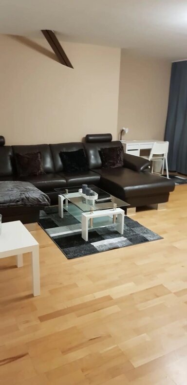 Wohnung zur Miete 650 € 2 Zimmer 74 m² Adlerstraße 23 Bronnamberg Zirndorf 90513