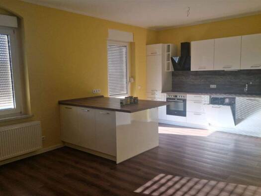 Wohnung zur Miete 829 € 5 Zimmer 145 m² 2. Geschoss frei ab sofort Frankenberger Straße 212 Ebersdorf Chemnitz 09131