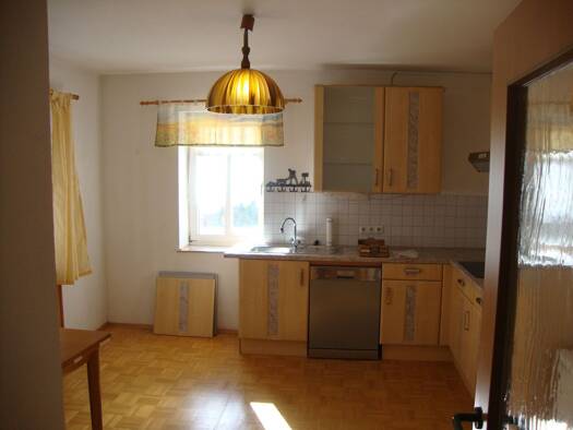 Wohnung zur Miete 495 € 2 Zimmer 60 m² Geschoss EG/2 frei ab sofort Mittelstraße 14 Calden 34379