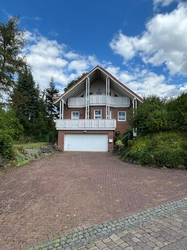 Einfamilienhaus zum Kauf provisionsfrei 320.000 € 4 Zimmer 160 m² 593 m² Grundstück frei ab sofort Adorf Diemelsee 34519